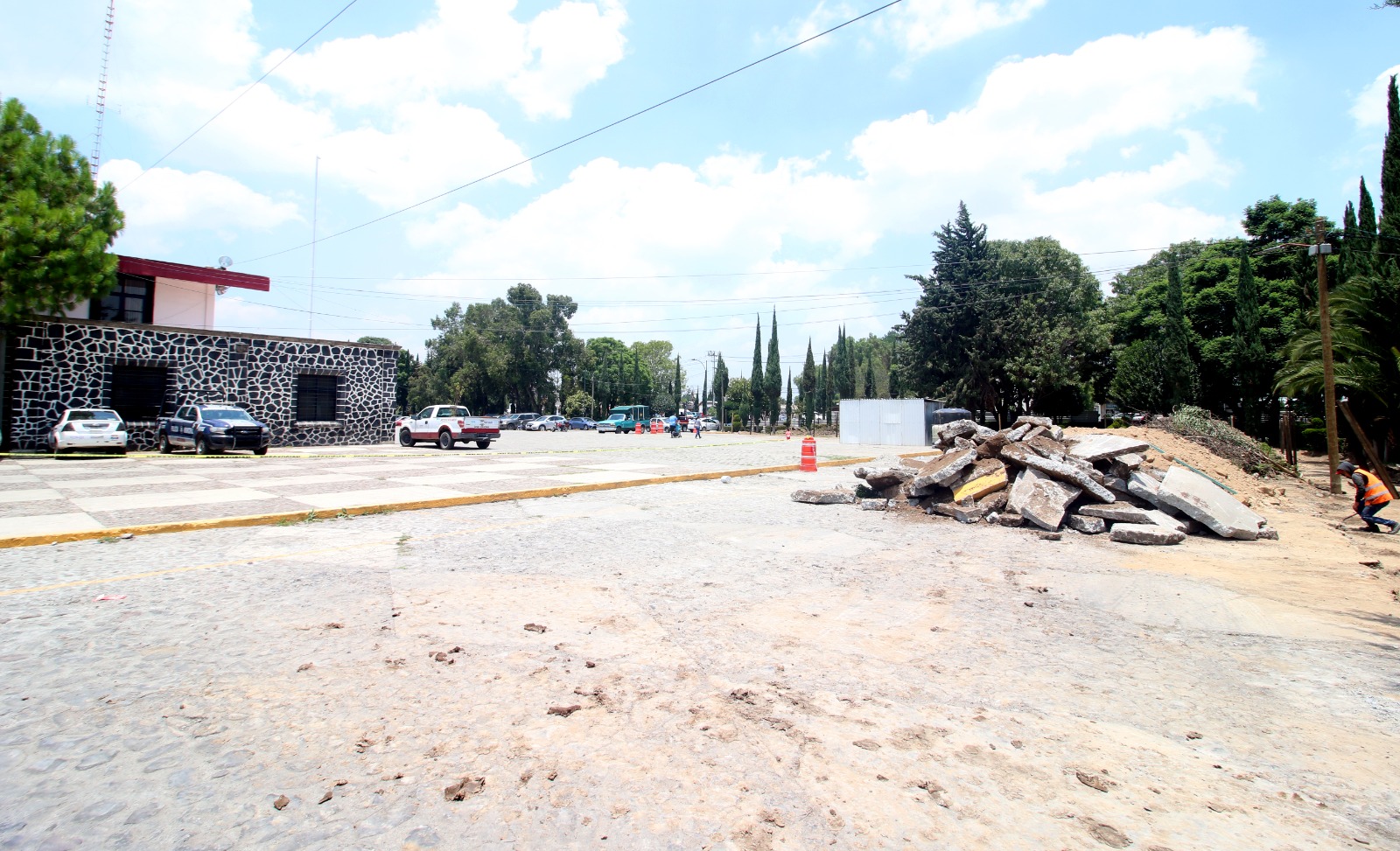 Imagen de Remodelan explanada municipal de Acolman