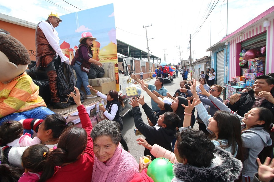 Imagen de DIF de Acolman realiza primer desfile por el Día de Reyes