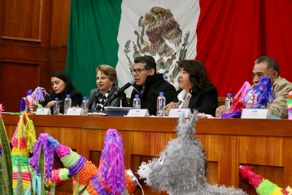 Anuncian arranque de la XXXVIII Feria Internacional de la Piñata en Acolman