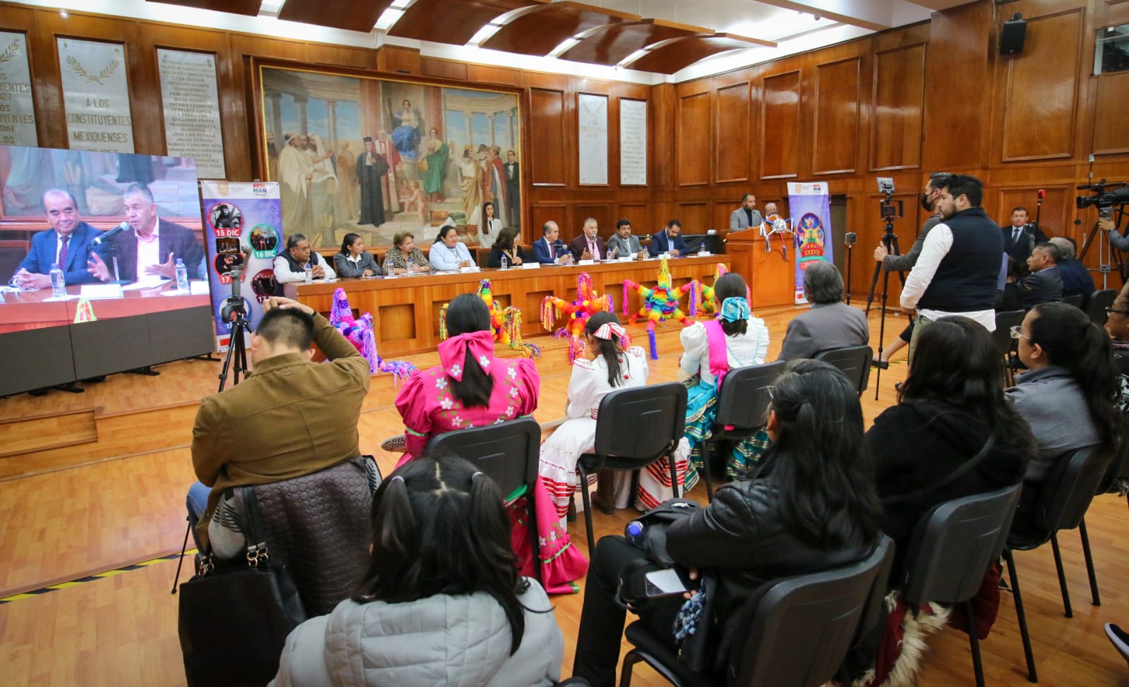 Presentan Feria Internacional de la Piñata en Acolman 2022