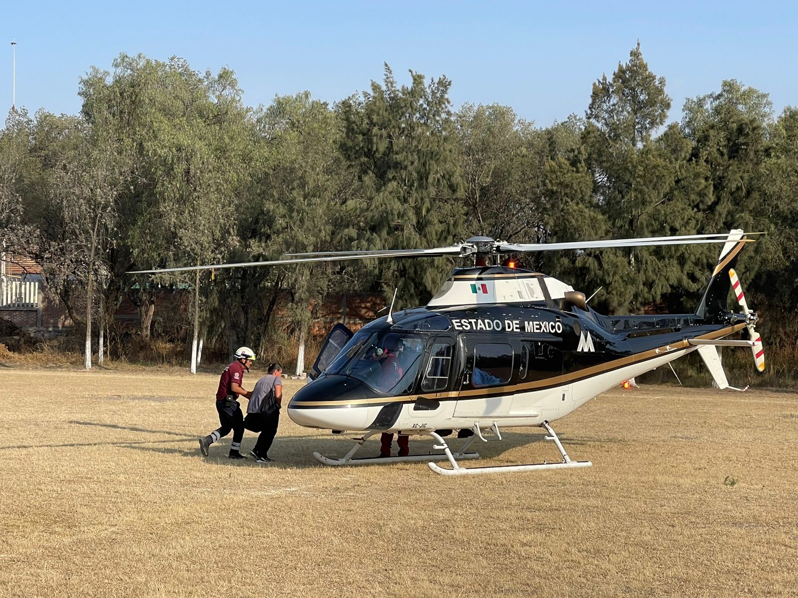Helicóptero traslada a menor de edad de Acolman a la CDMX por quemaduras graves 
